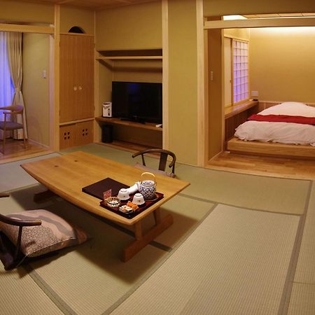 Gero Onsen Yukyunohana Номер фото