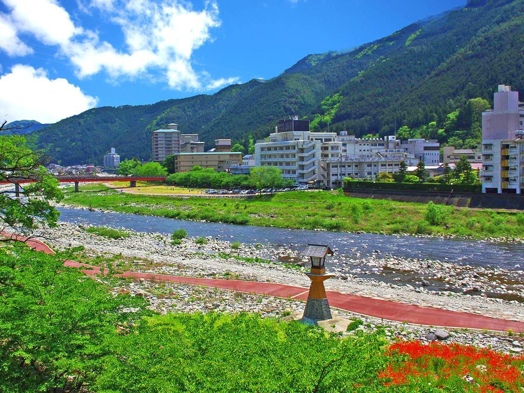 Gero Onsen Yukyunohana Екстер'єр фото