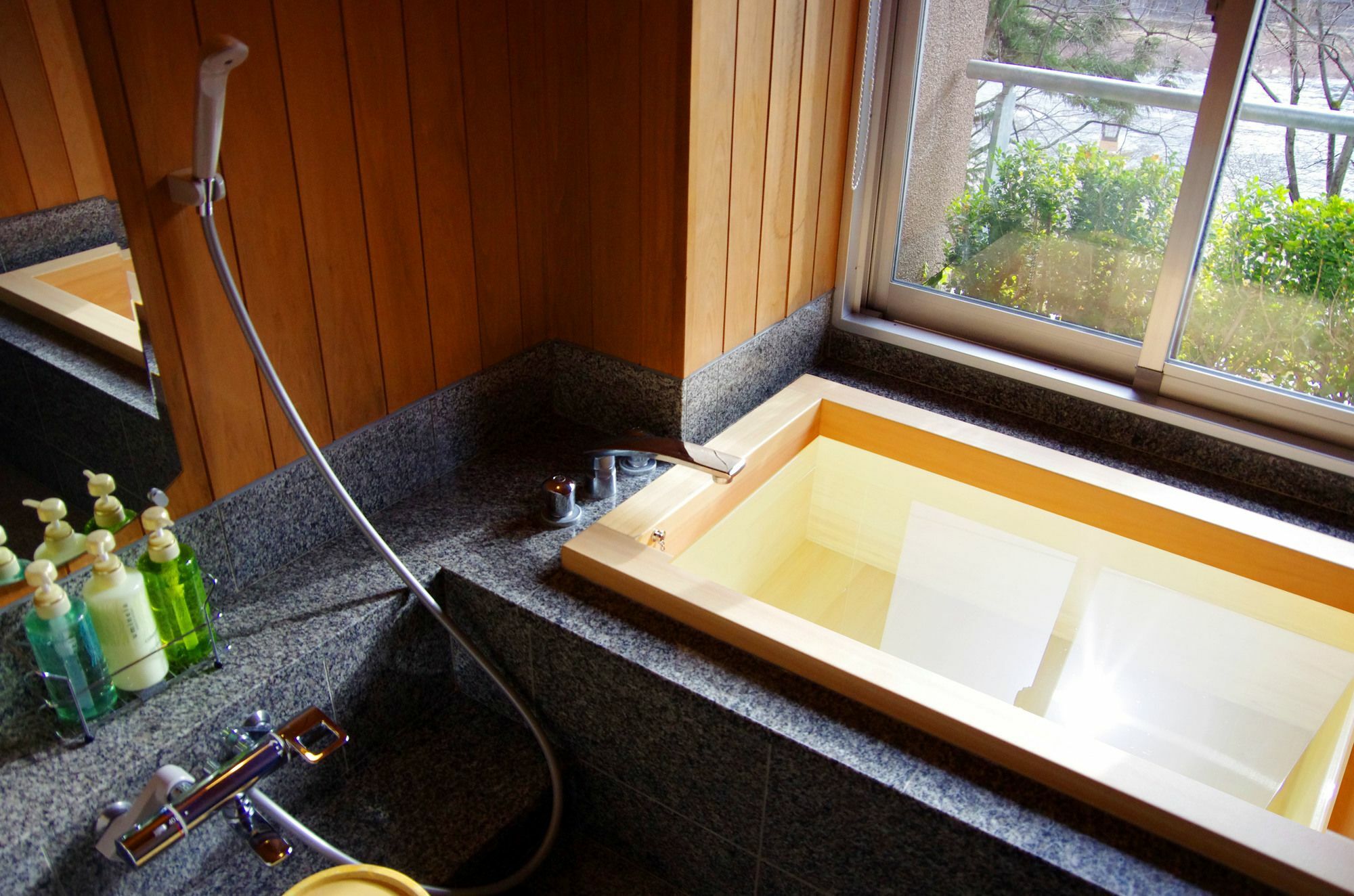 Gero Onsen Yukyunohana Екстер'єр фото