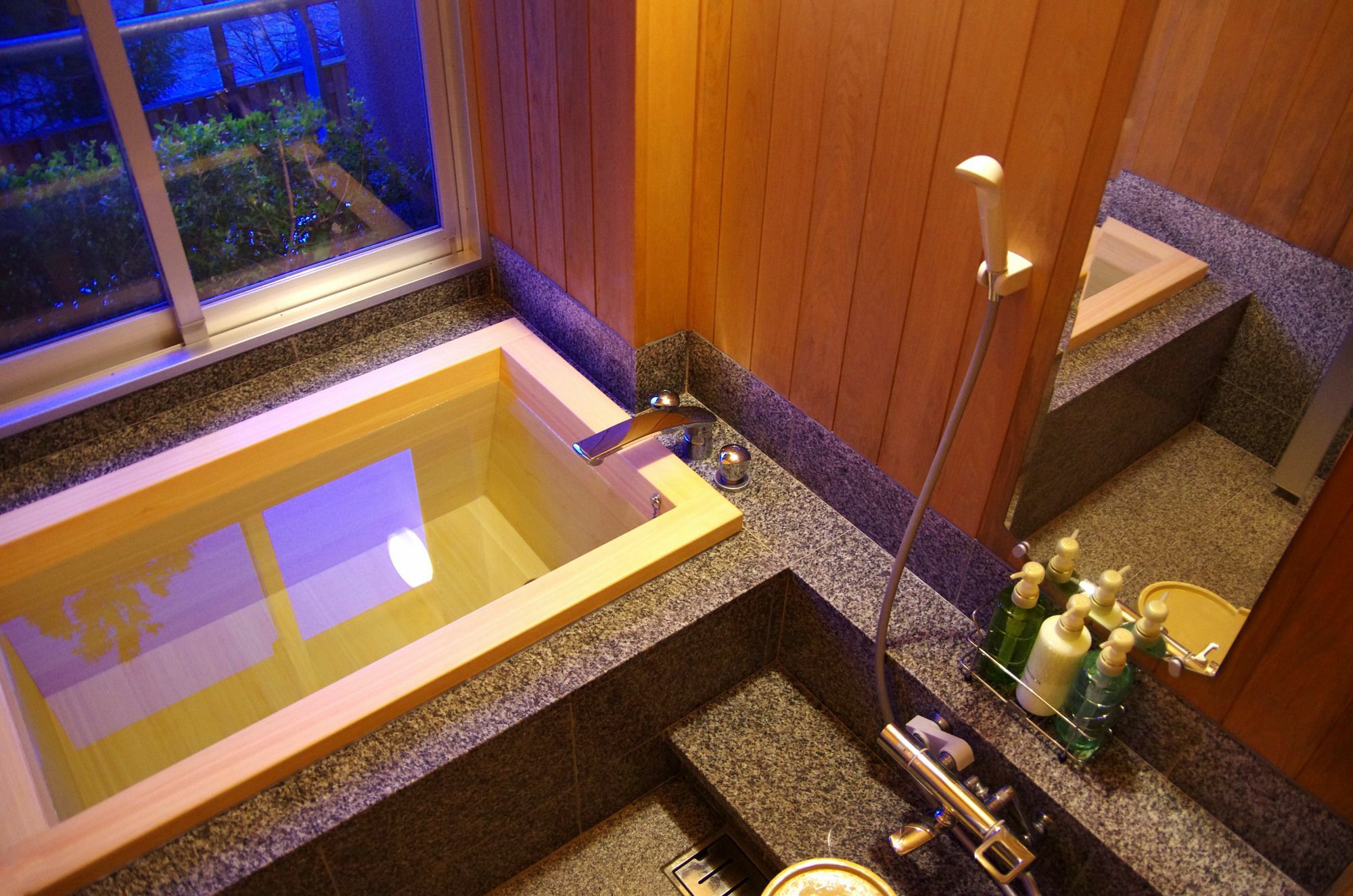 Gero Onsen Yukyunohana Екстер'єр фото